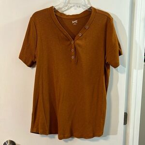 Duluth Button Neck Ribbed Tee, Sz XL.